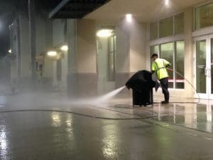 Commercial property sidewalk concrete cleaning